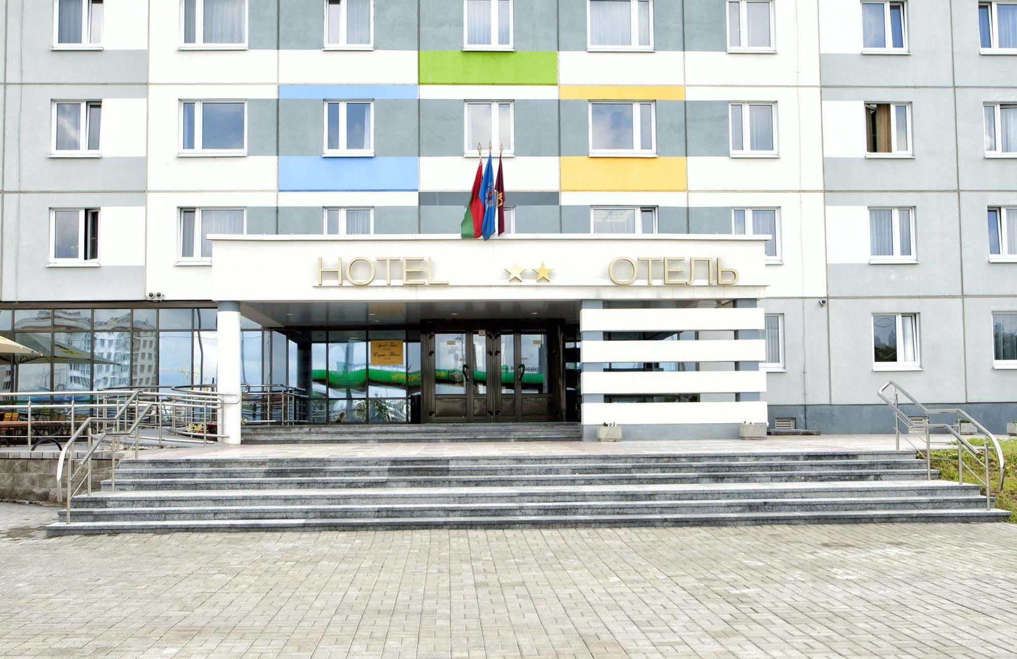 Sport Time Hotel Minsk Exterior foto