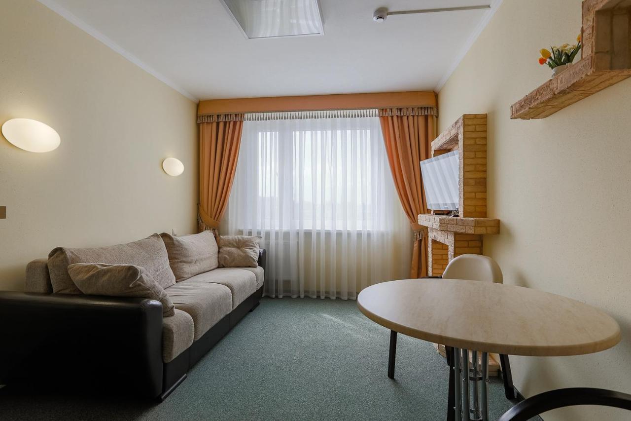 Sport Time Hotel Minsk Exterior foto